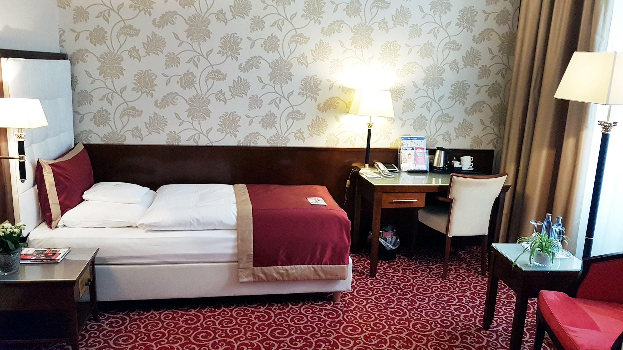 เบสต์ เวสเทิร์น พลัส โฮเต็ล ชตัทปาแล Hotel บราวน์ชไวก์ ภายนอก รูปภาพ