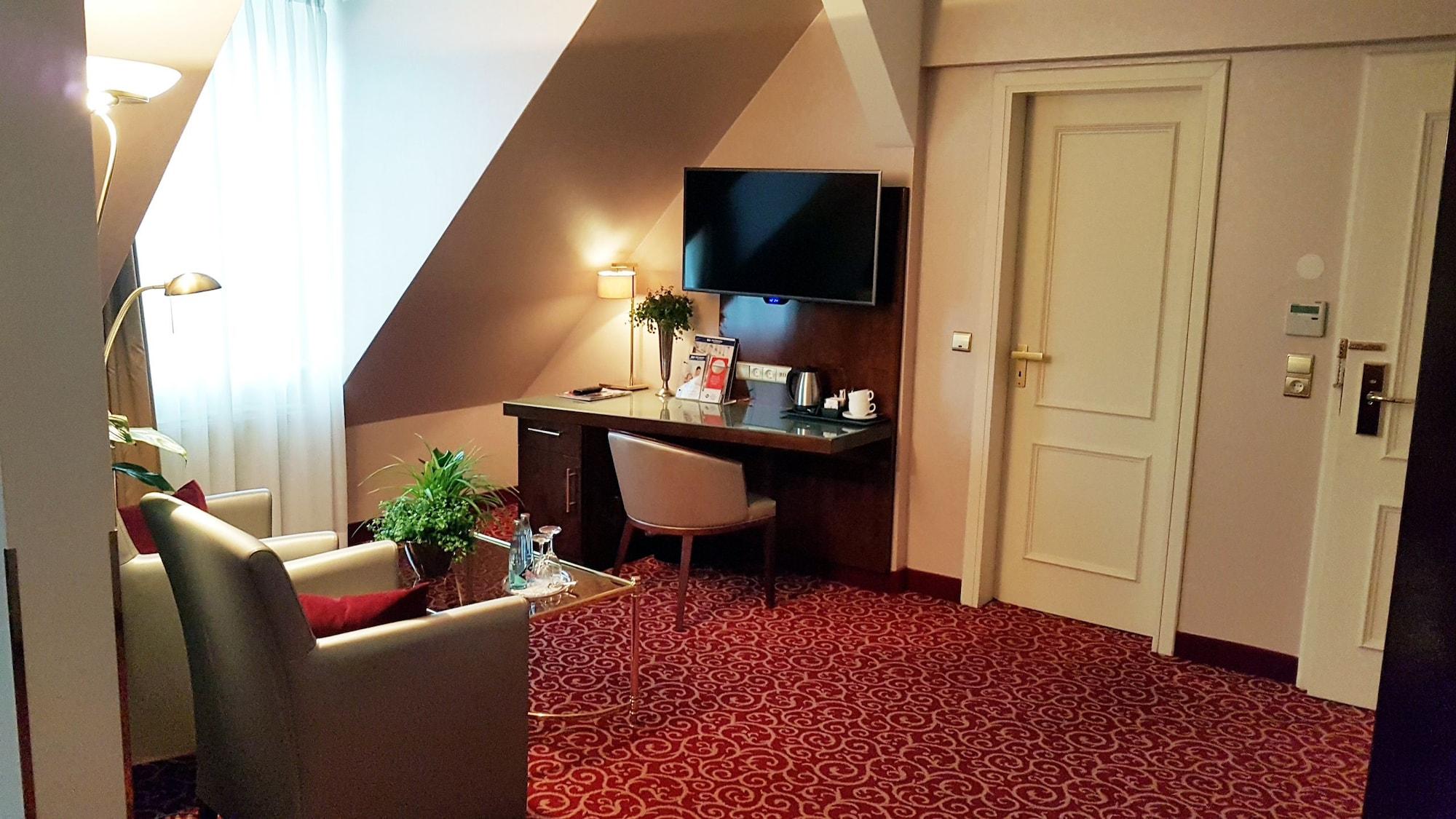 เบสต์ เวสเทิร์น พลัส โฮเต็ล ชตัทปาแล Hotel บราวน์ชไวก์ ภายนอก รูปภาพ