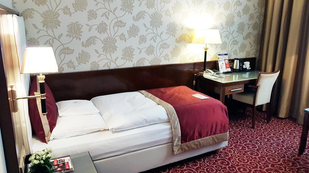 เบสต์ เวสเทิร์น พลัส โฮเต็ล ชตัทปาแล Hotel บราวน์ชไวก์ ภายนอก รูปภาพ