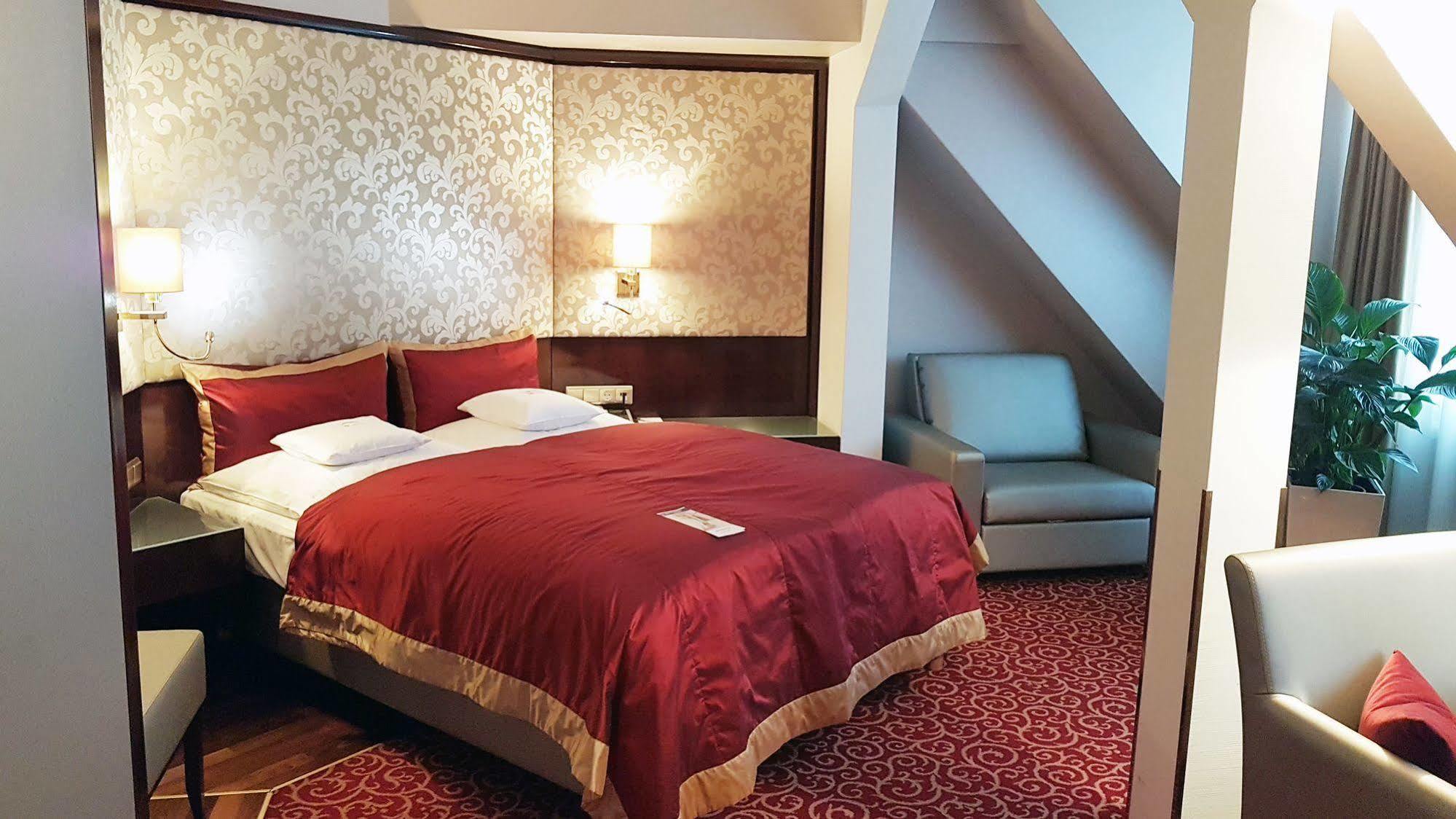 เบสต์ เวสเทิร์น พลัส โฮเต็ล ชตัทปาแล Hotel บราวน์ชไวก์ ภายนอก รูปภาพ